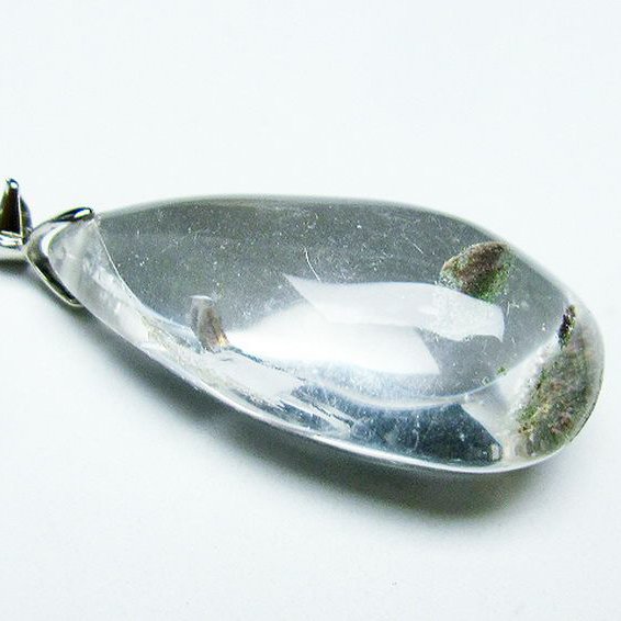 ガーデン水晶ペンダント[T136-4014]