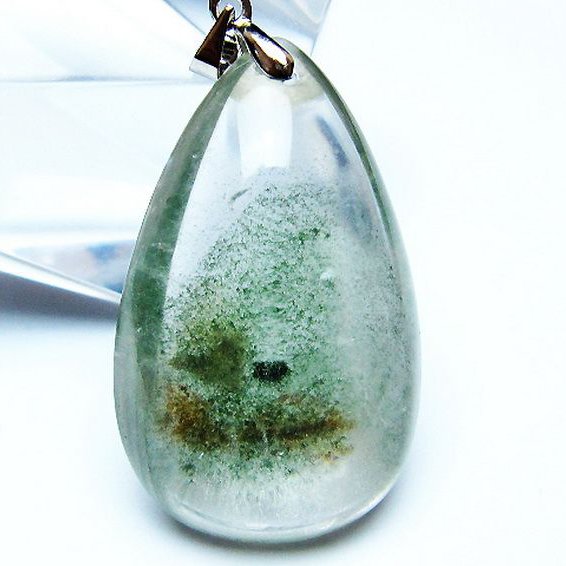 ガーデン水晶ペンダント[T136-4531]