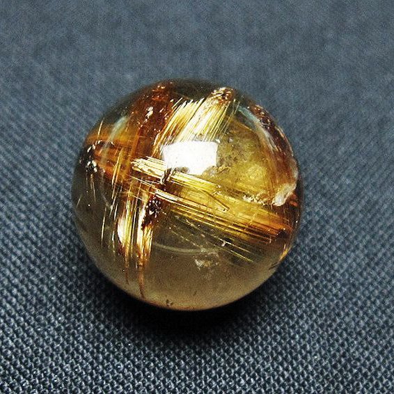 ゴールドタイチンルチル入り水晶丸玉 16mm [t145-2284]