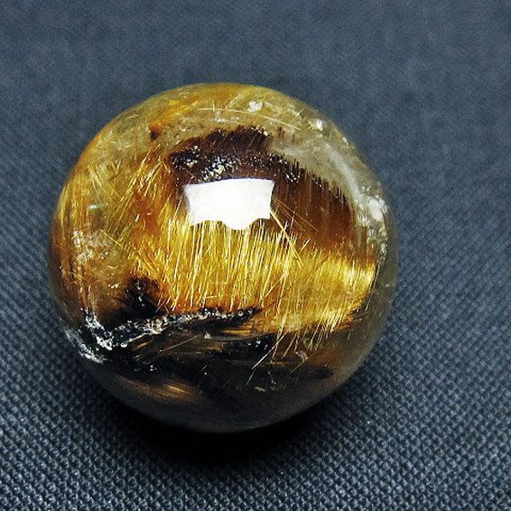 ゴールドタイチンルチル入り水晶丸玉 22mm [t145-2509]