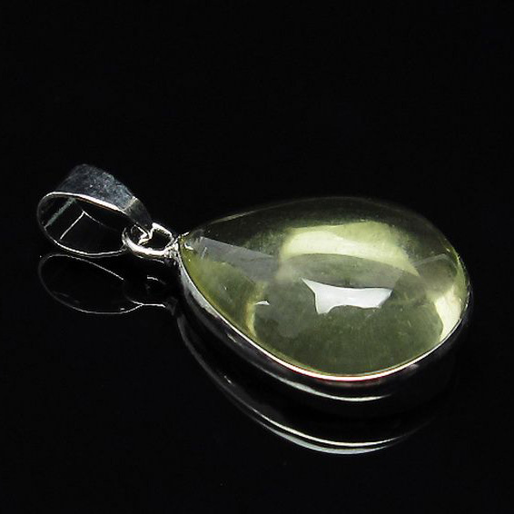 ゴールドメタモルフォーゼスペンダント[T167-1818]