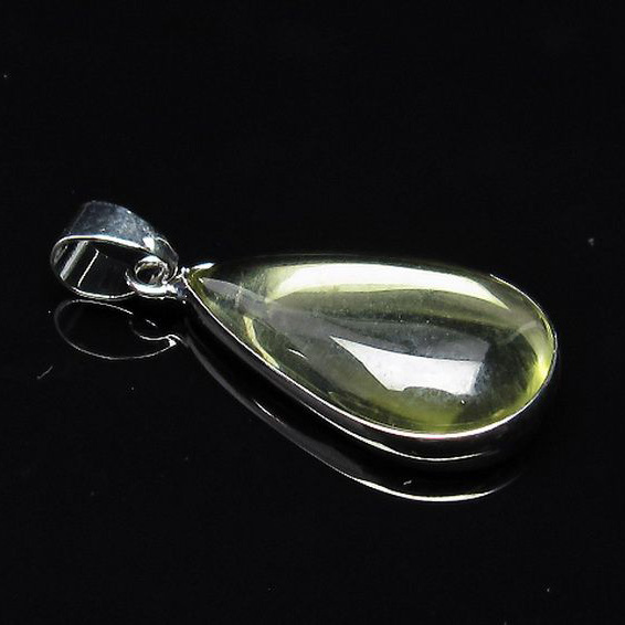 ゴールドメタモルフォーゼスペンダント[T167-1821]