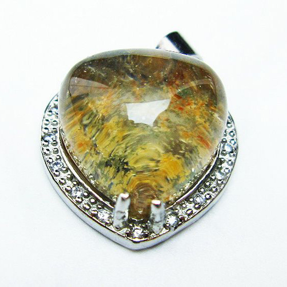 パワーストーン  ガーデンクォーツ（庭園水晶） ペンダント[T175-1655]