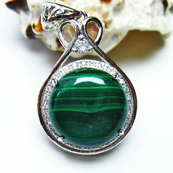 マラカイトペンダント[T19-3596]