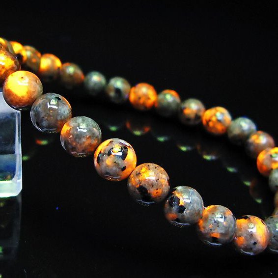 ユーパーライト ブレスレット 6mm [T216-2575]