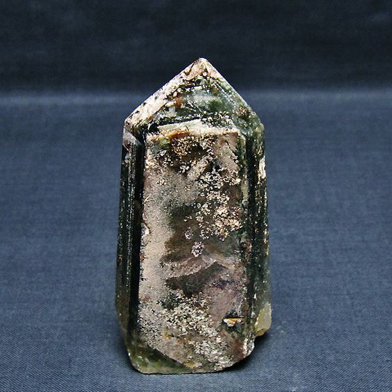 ガーデン水晶ファントム六角柱[T222-2432]