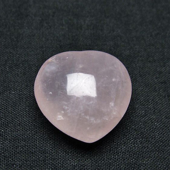 ローズクォーツハート置物[T225-7833]