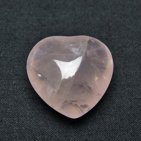 ローズクォーツハート置物[T225-7918]