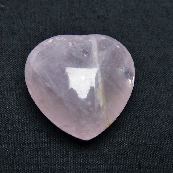 ローズクォーツハート置物[T225-8173]