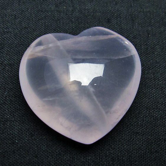 ローズクォーツハート置物[T225-8244]