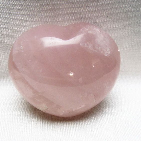 ローズクォーツハート置物 [t225-8751]