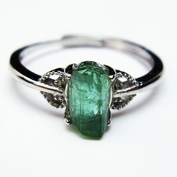 トルマリンルチル指輪(15号) [t254-2669]