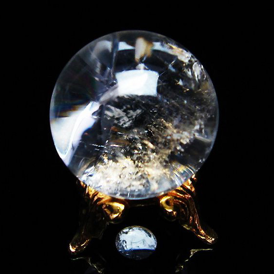 虹入りヒマラヤ水晶丸玉24mm[T294-5050]