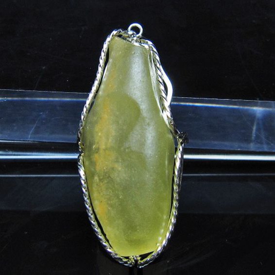 リビアングラス ペンダント [t298-1139]