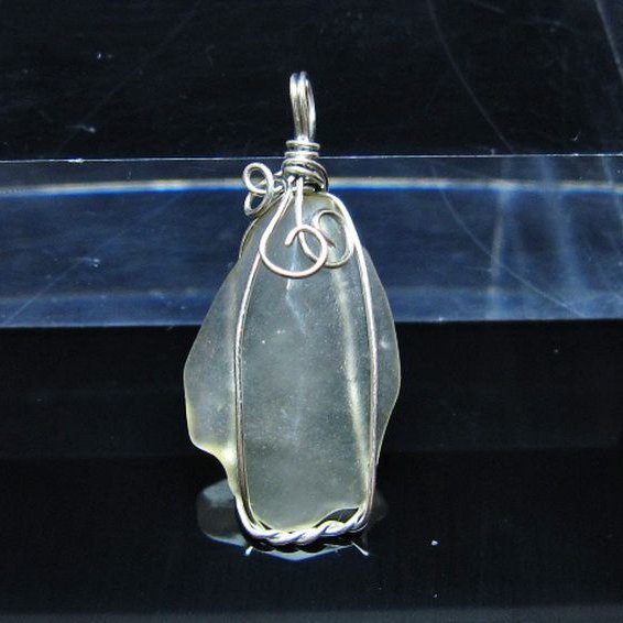 リビアングラス ペンダント [t298-864]