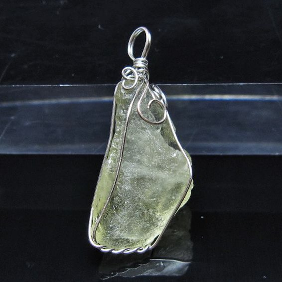 リビアングラス ペンダント [t298-937]