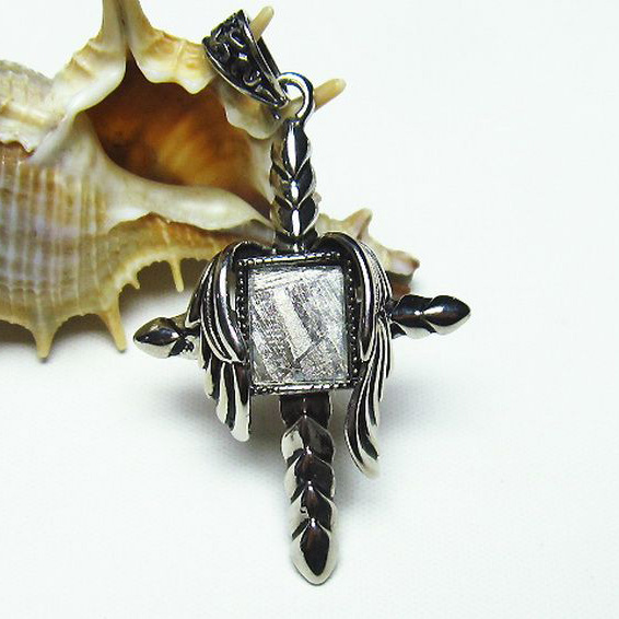 ギベオン メテオライト隕石 十字架 ロザリオ ペンダント[T309-1898]