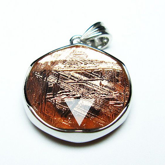 ピンクゴールドギベオン（メテオライト）大衛星ペンダント[T309-2265]