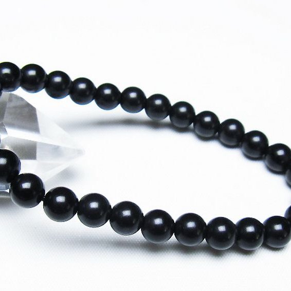 北海道上ノ国町産 ブラックシリカブレスレット 7mm [t325-5315]