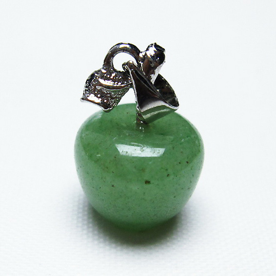 インド翡翠リンゴペンダント[T330-1702]