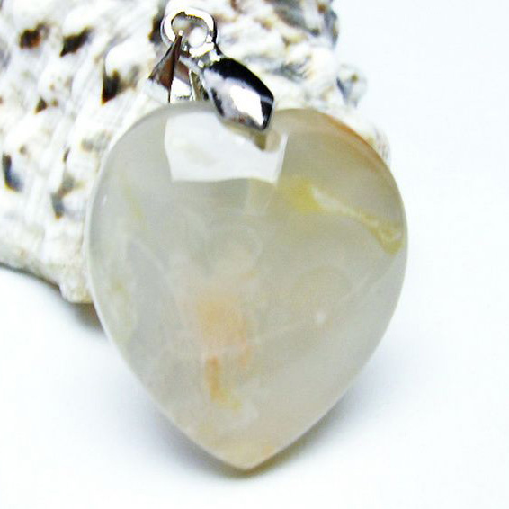 桜メノウ チェリーブロッサムアゲート ハート ペンダント[T335-2279]