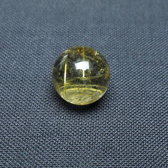 ゴールドタイチンルチル入り水晶丸玉 10mm [T355-1161]