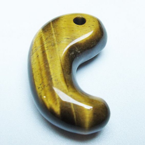 タイガーアイ※黄虎目石勾玉 [t356-1716]