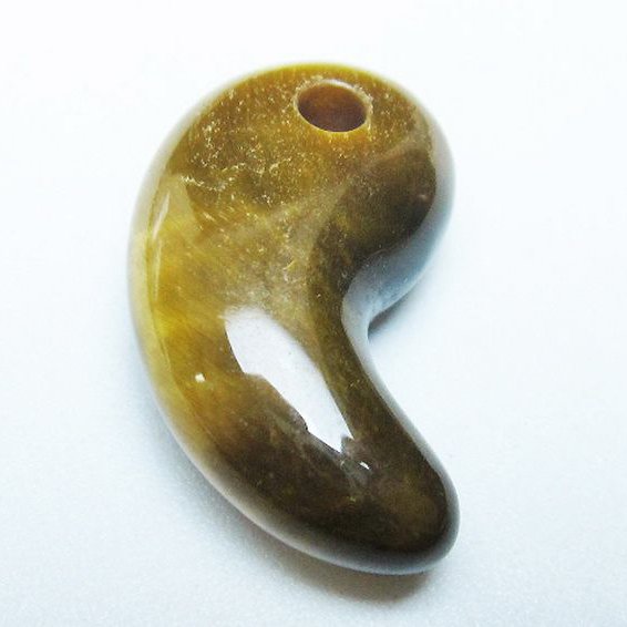 タイガーアイ※黄虎目石勾玉 [t356-1820]