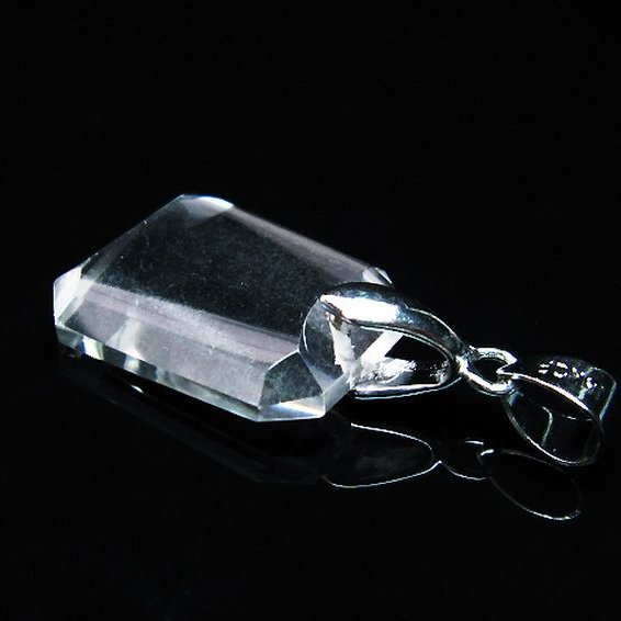 ヒマラヤ水晶ペンダント[T357-1668]