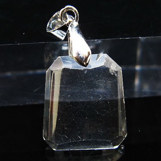 ヒマラヤ水晶ペンダント[T357-1696]