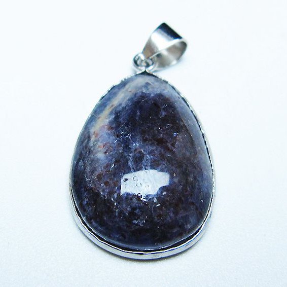 アイオライト ペンダント[T377-1557]