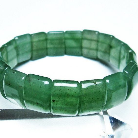 インド翡翠バングル[T379-3121]