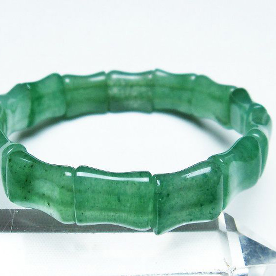 パワーストーン  インド翡翠バングル[T379-3323]
