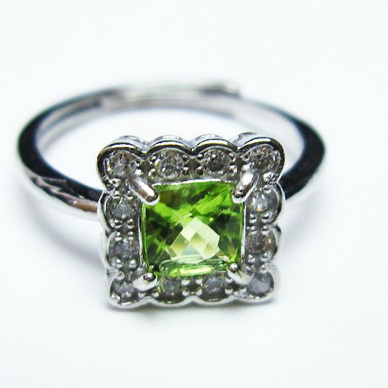 ペリドット指輪(11号)[T382-4436]