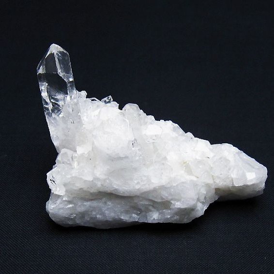 アーカンソー州産水晶クラスター[T386-7464]