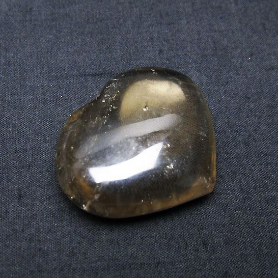 ライトニング水晶ハート置物[T387-13769]