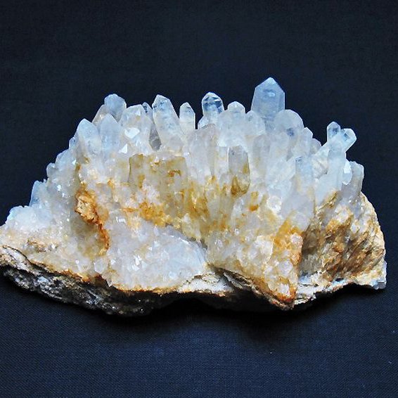 ヒマラヤ水晶クラスター [t388-26041]