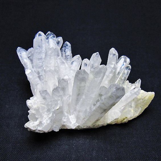 ヒマラヤ水晶クラスター [t388-26444]