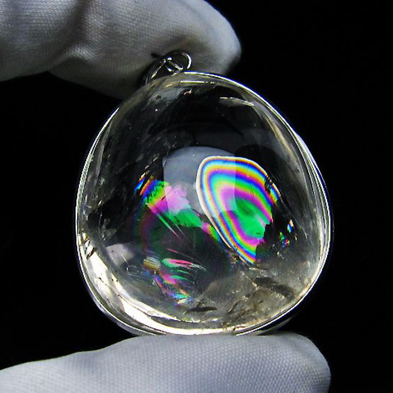 アイリスクォーツ 虹入り レインボー水晶 ペンダント[T436-2779]