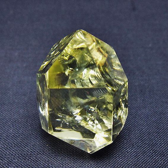虹入り黄水晶(シトリン)原石[T436-3055]