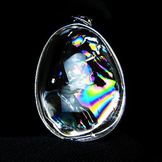 アイリスクォーツ 虹入り レインボー水晶 ペンダント [t436-3195]