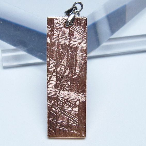 ピンクゴールドギベオン（メテオライト）ペンダント [t452-3719]