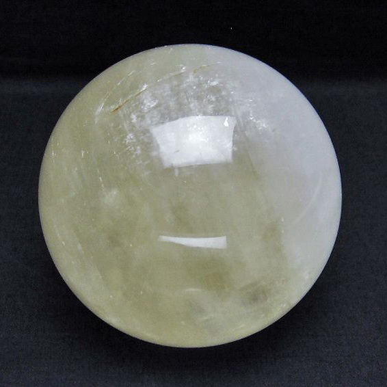 1.1Kgカルサイト丸玉91mm[T461-10386]