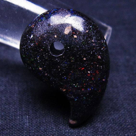 ブラックオパール勾玉[T468-408]