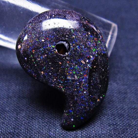 ブラックオパール勾玉[T468-454]
