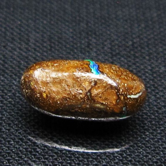 アイアンオパール 原石 [t468-658]