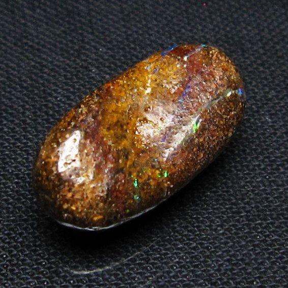 アイアンオパール 原石 [t468-747]