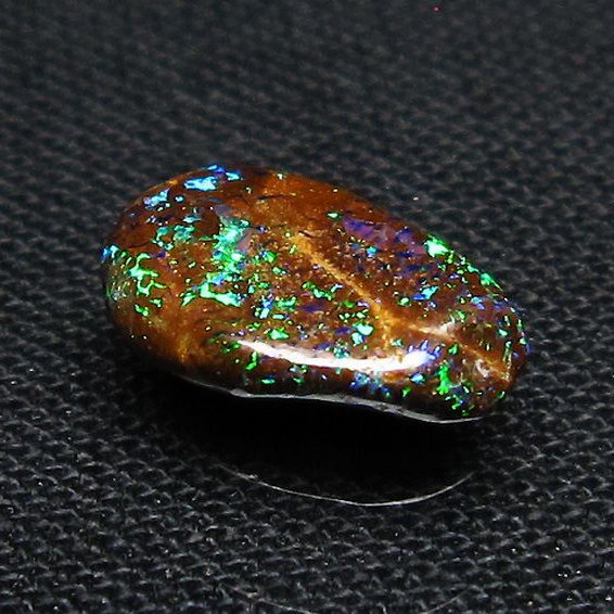 アイアンオパール 原石 [t468-781]