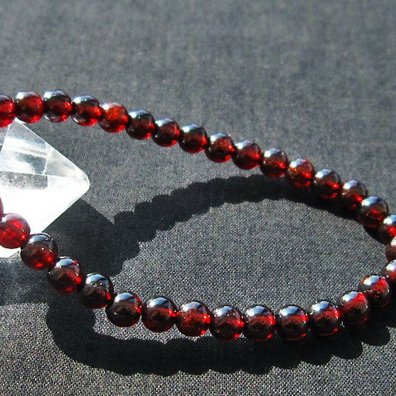 パワーストーン 天然石 ガーネットブレスレット6mm[T483-7573]