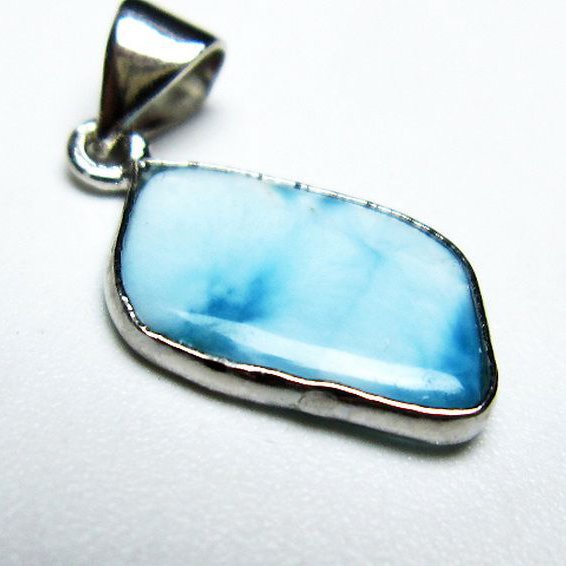 ラリマーペンダント[T495-3699]